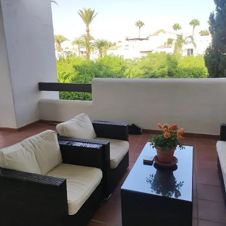 Relax Alcazaba Beach Apartment Estepona Exterior photo